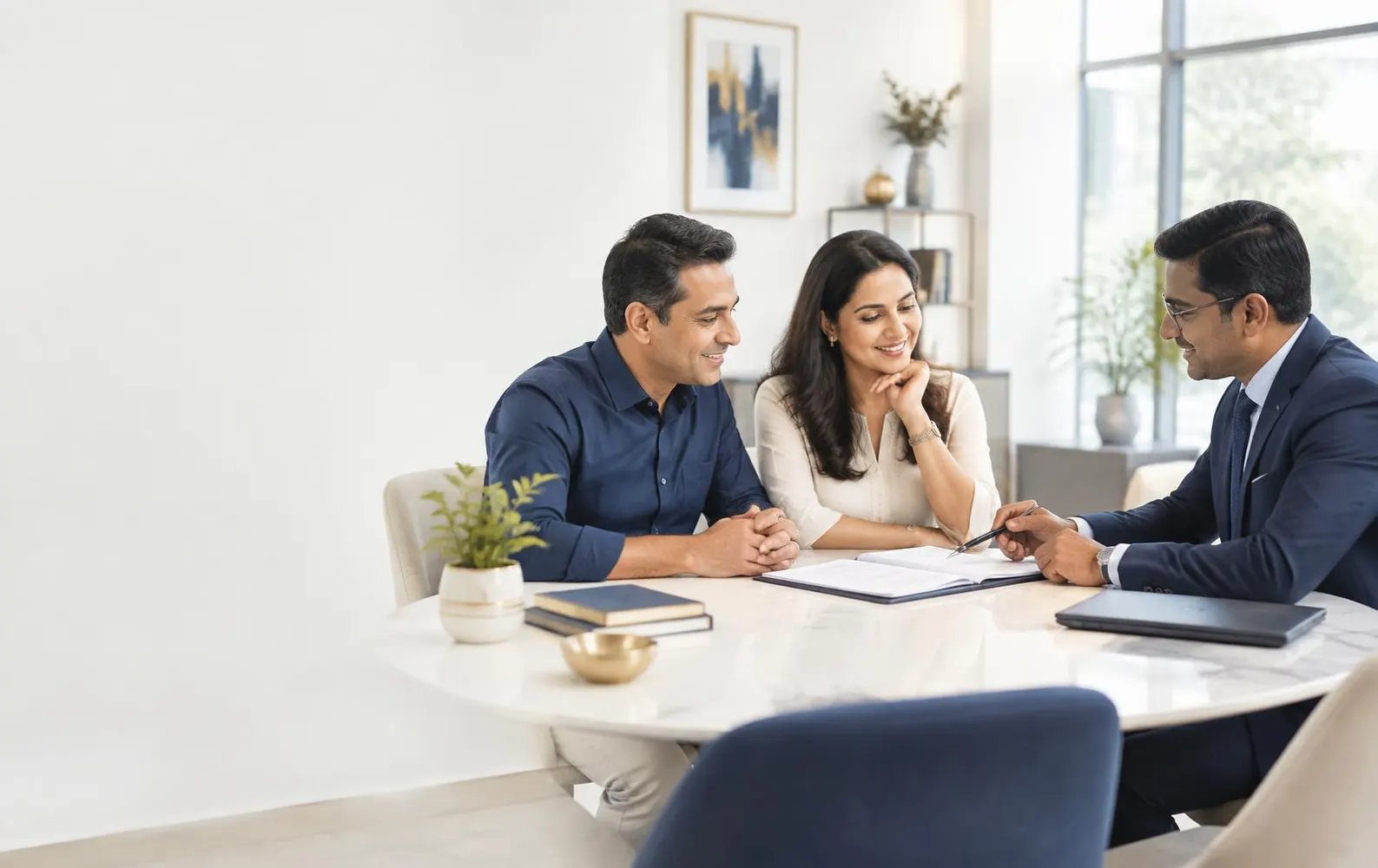 A family meeting with their financial advisor